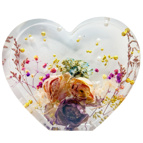 Heart 3D Flat Bottom Preserved Flower Resin Block